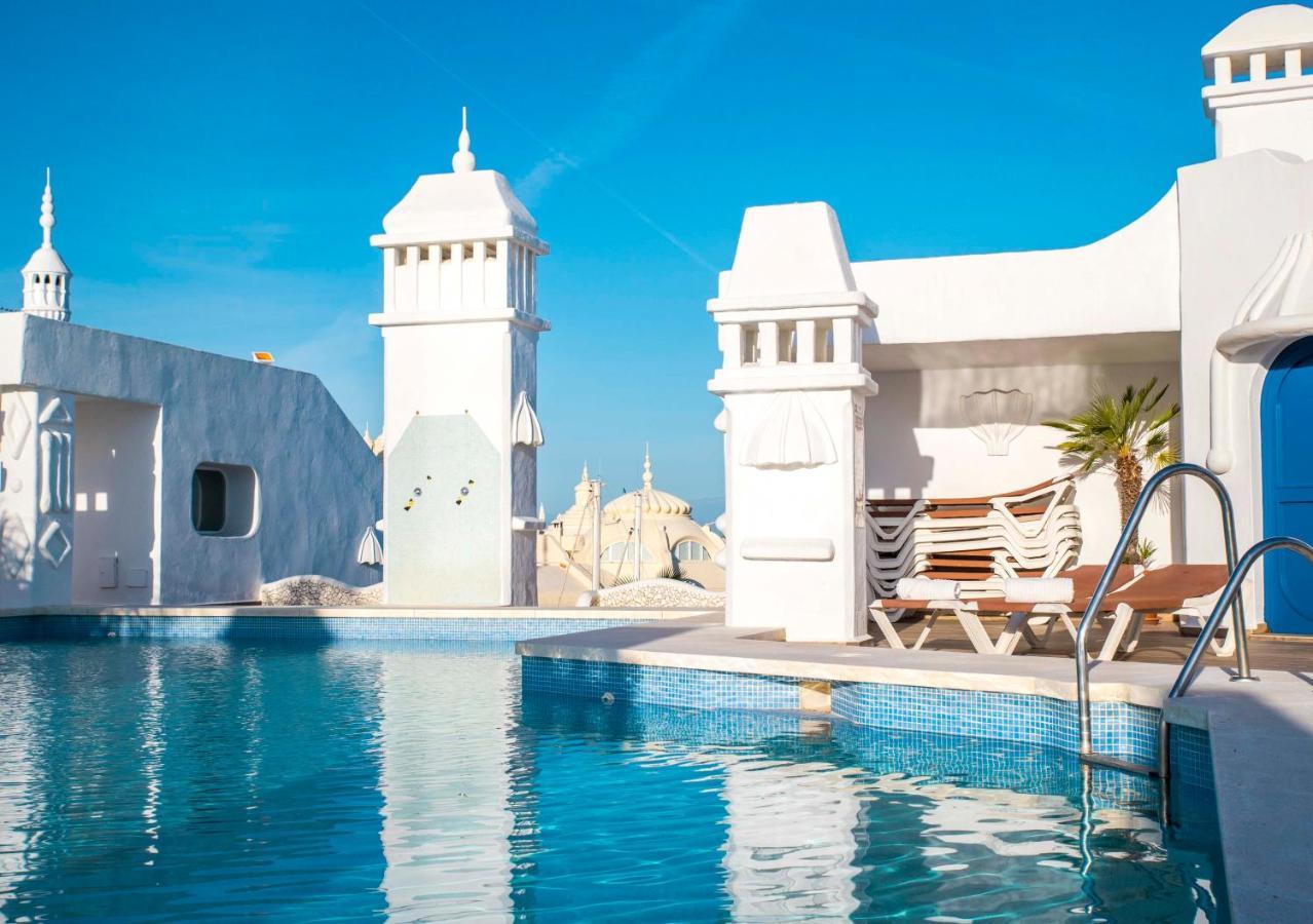 Popeye Suite: Puerto Marina Island Retreat with Rooftop Pool Benalmadena Exterior photo